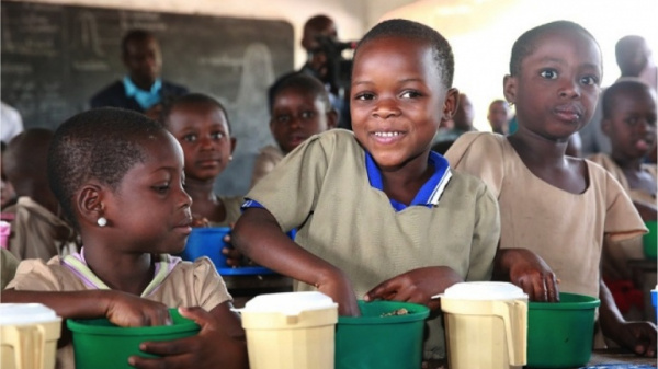 Cantines scolaires : En 2021, 95 000 élèves ont bénéficié de plus de 14 millions de repas chauds
