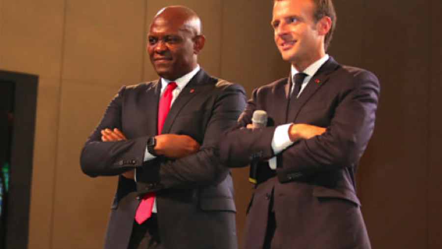 Depuis Lagos, Emmanuel Macron et Tony Elumelu donnent un coup d’aiguillon à l’entrepreneuriat des jeunes africains