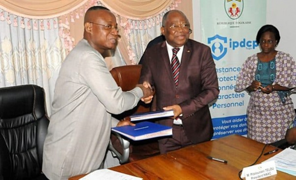Togo : la HAAC et l’IPDCP s’allient pour réguler davantage les données personnelles dans les médias