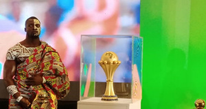 Football: New World TV pr&eacute;sente &agrave; Lom&eacute;, le troph&eacute;e de la CAN C&ocirc;te d&rsquo;Ivoire 2023