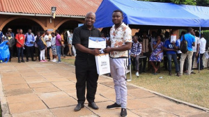 Togo&nbsp;: Un prototype de Sac solaire prim&eacute; au Salon du digital et d&rsquo;innovation de Logex