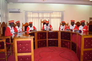 L'ordonnance instituant l'allocation de d&eacute;part &agrave; la retraite non conforme &agrave; la Constitution (Cour Constitutionnelle)