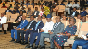 Togo : face aux chantiers inachev&eacute;s, gouvernement et secteur priv&eacute; se concertent