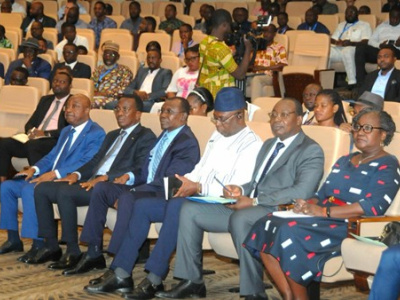 togo-face-aux-chantiers-inacheves-gouvernement-et-secteur-prive-se-concertent