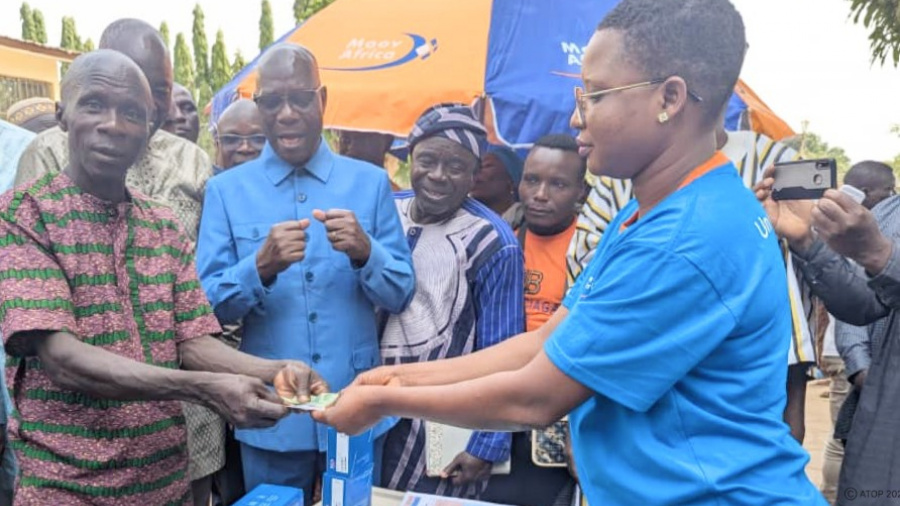 Apr&egrave;s Lom&eacute;, les transferts mon&eacute;taires s&rsquo;&eacute;tendent &agrave; tout le pays