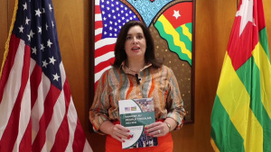 Ambassade US : Elizabeth Fitzsimmons sur le d&eacute;part, Mary Daschbach annonc&eacute;e