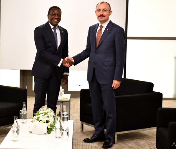 Le ministre Adédzé promeut la « destination Togo » en Turquie