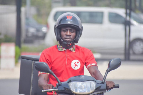 Togo : Kaba Delivery, l’appli qui permet de livrer des repas à la demande