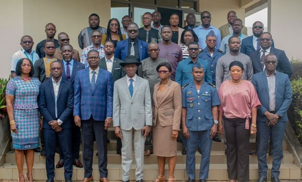 À Lomé, des experts des pays de l&#039;Uemoa préparent le plan directeur des aérodromes et infrastructures aéroportuaires
