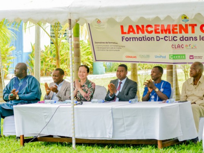 aneho-demarrage-du-projet-de-formation-au-numerique-d-clic-de-l-oif