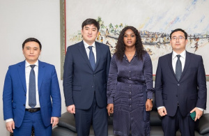 Une d&eacute;l&eacute;gation Kazakhstanaise en mission de prospection &agrave; Lom&eacute;