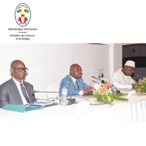 Togo : le gouvernement et le secteur priv&eacute; dressent le bilan des r&eacute;formes de 2025