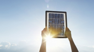 La Soci&eacute;t&eacute; PES Togo comm&eacute;more 10 ans d&rsquo;&eacute;nergies renouvelables