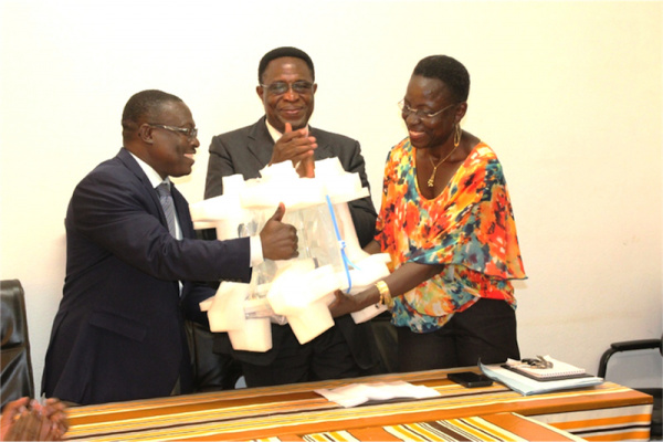 L&#039;Agence Internationale de l&#039;Energie Atomique et l&#039;ONUDI dotent l&#039;Université de Lomé d’équipements estimés à 160 000 000 FCFA