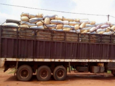 togo-two-trucks-were-seized-in-sokode-for-illegal-food-export