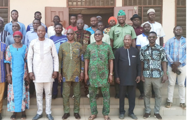 togo-two-tchamba-communes-commit-to-afr100-landscape-restoration