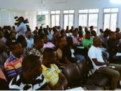 Togo: Authorities initiate workshops to inform young local entrepreneurs about government&#039;s measure of setting aside 25% of public contracts for them