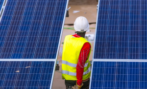 Togo : le Fran&ccedil;ais Meridiam d&eacute;croche le march&eacute; de construction d&rsquo;une centrale solaire de 64 MWc &agrave; Sokod&eacute;