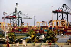 Togo leans on port sector as fleet contracts