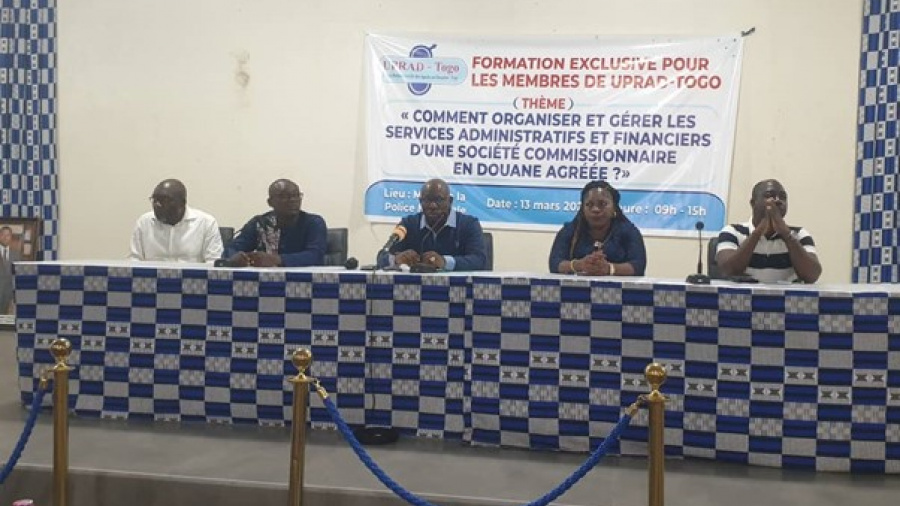 Au Togo, les commissionnaires en douane se perfectionnent dans la gestion administrative et financière