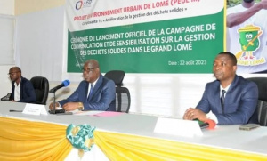 Gestion des d&eacute;chets : le district autonome du Grand Lom&eacute; lance une campagne de sensibilisation