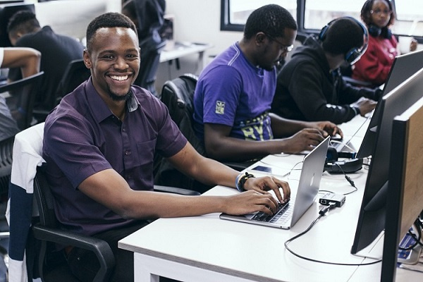 Togo : Yobo Studios et la Maison Junior veulent former des jeunes à l’écriture audiovisuelle