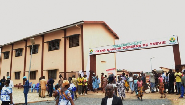 Togo: mise en service du marché moderne de Tsévié