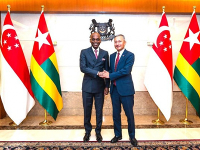investissements-et-developpement-industriel-signature-d-un-memorandum-d-entente-entre-le-togo-et-singapour