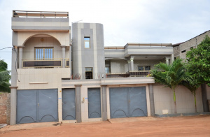 Togo&nbsp;: le gouvernement envisage de plafonner le montant des cautions et garanties de loyer