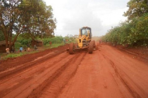 Togo : 2200 km de pistes rurales r&eacute;habilit&eacute;es entre 2021 et 2023