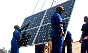 Solaire: la Banque Mondiale finance un projet d&rsquo;&eacute;lectrification r&eacute;gionale &agrave; hauteur de 200 millions $