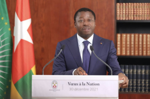 Face &agrave; la persistance de l&rsquo;inflation, Faure Gnassingb&eacute; annonce une avance d'un mois de salaire aux fonctionnaires